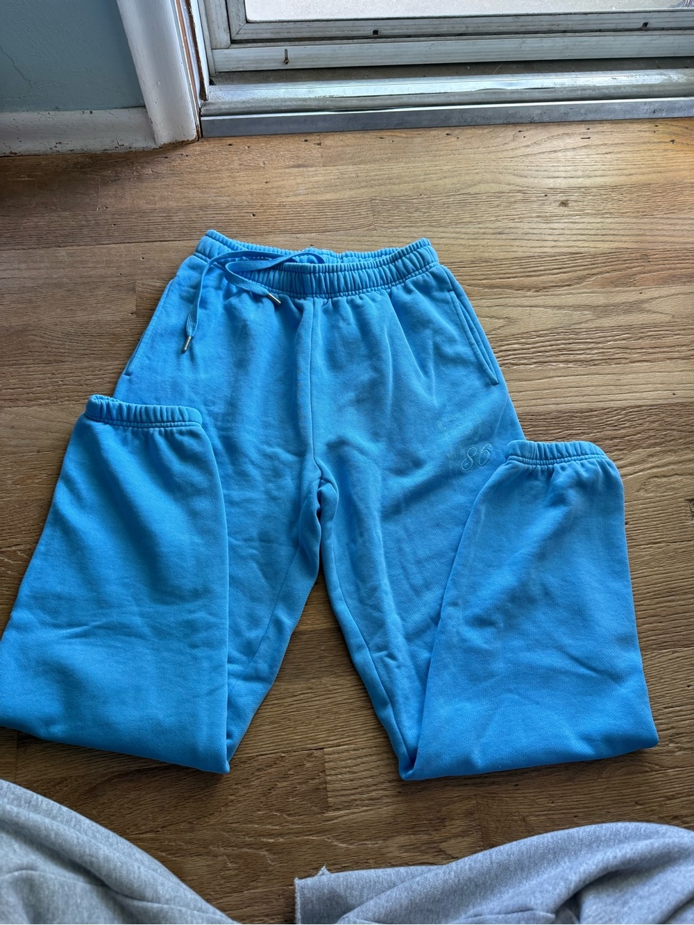 PINK Victoria's Secret Aqua Blue Fleece Joggers